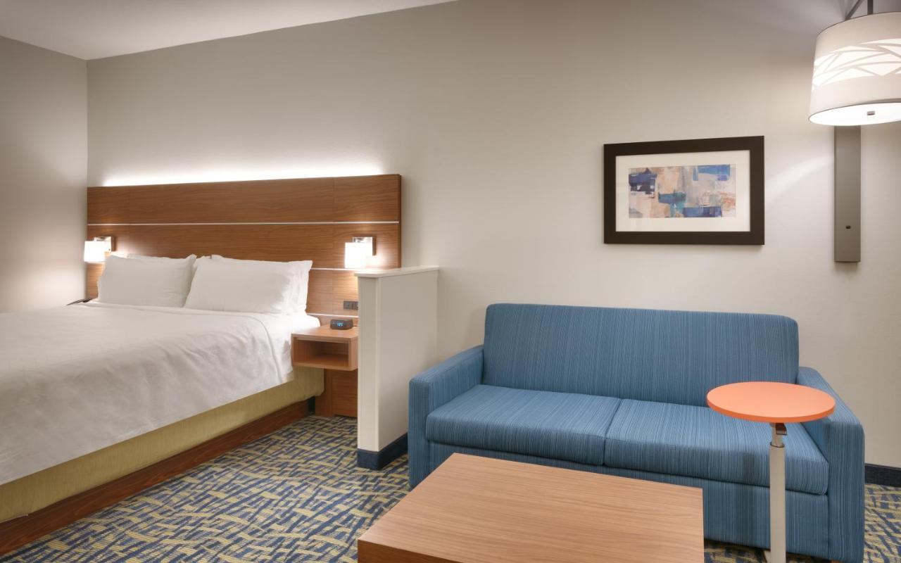 Holiday Inn Express & Suites - Gainesville I-75, An Ihg Hotel Zewnętrze zdjęcie